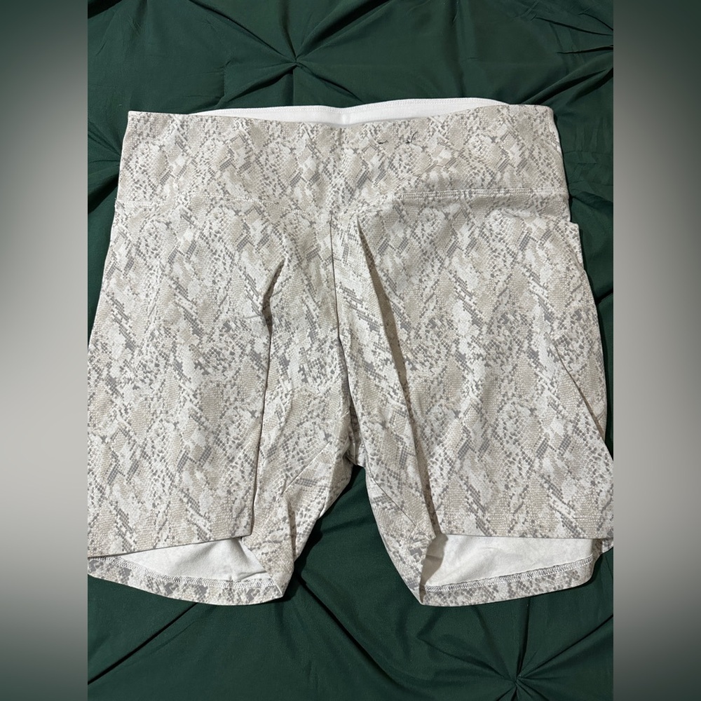 INC International Concepts Snake Print Bike Shorts - Cream and Gray